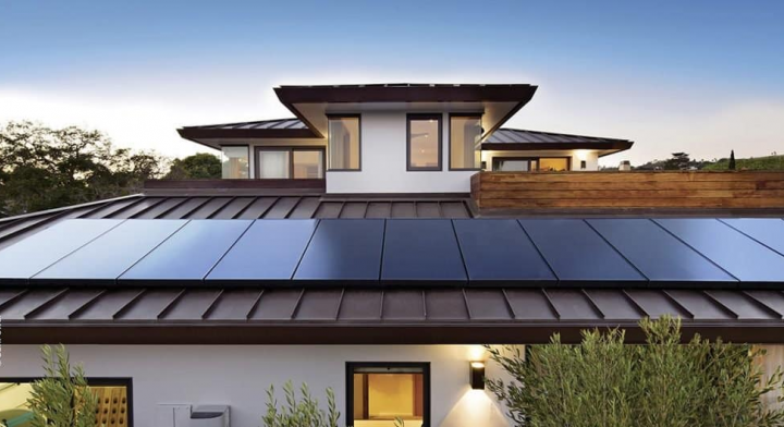Asiste al curso de formación, para profesionales, de Sunfields sobre las mejores placas solares del mercado