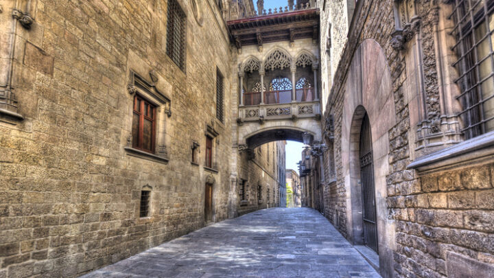 Descubre la auténtica Barcelona: cultura, barrios y tradiciones